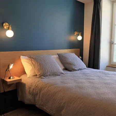 Logis Les 7 Freres Monestier-de-Clermont