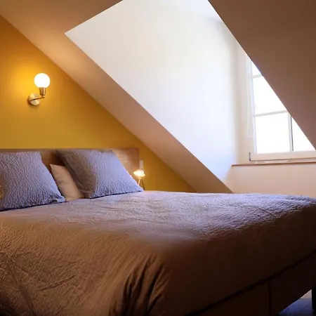 Lägenhetshotell Logis Les 7 Freres 3*