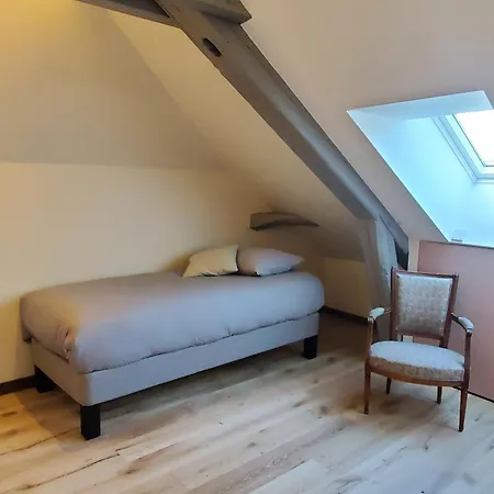 Lägenhetshotell Logis Les 7 Freres 3*