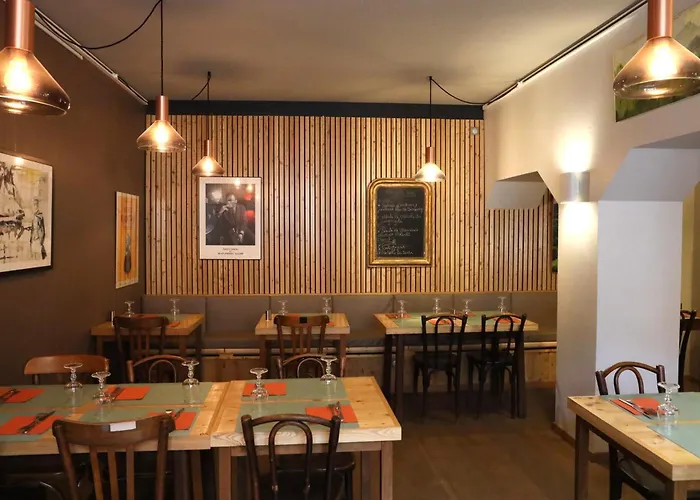 Apart-hotel Logis Les 7 Freres