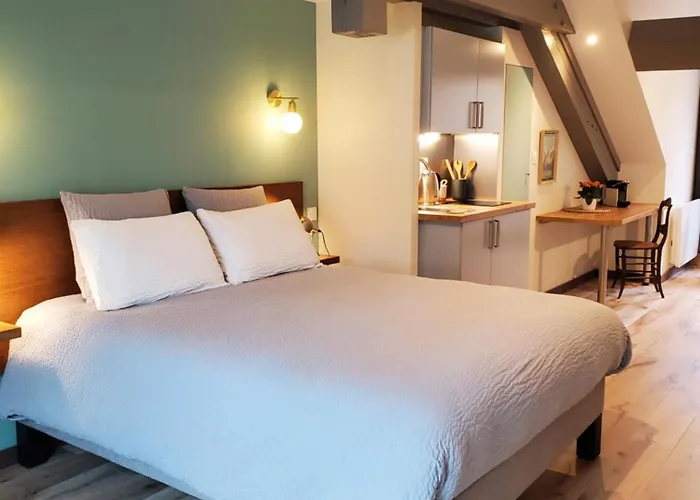 Logis Les 7 Freres Apart-hotel
