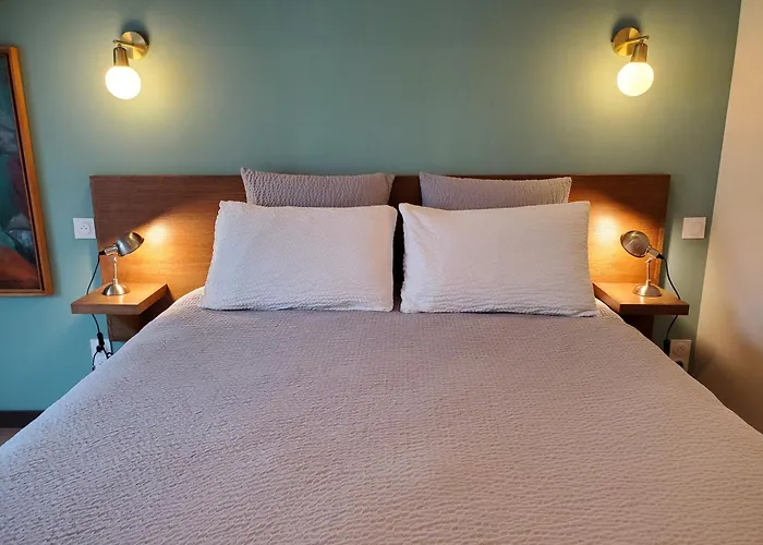 Apart-hotel Logis Les 7 Freres