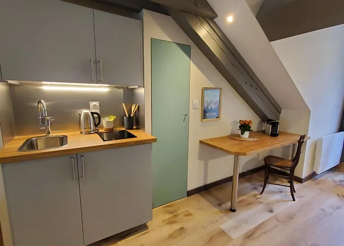 Logis Les 7 Freres Monestier-de-Clermont
